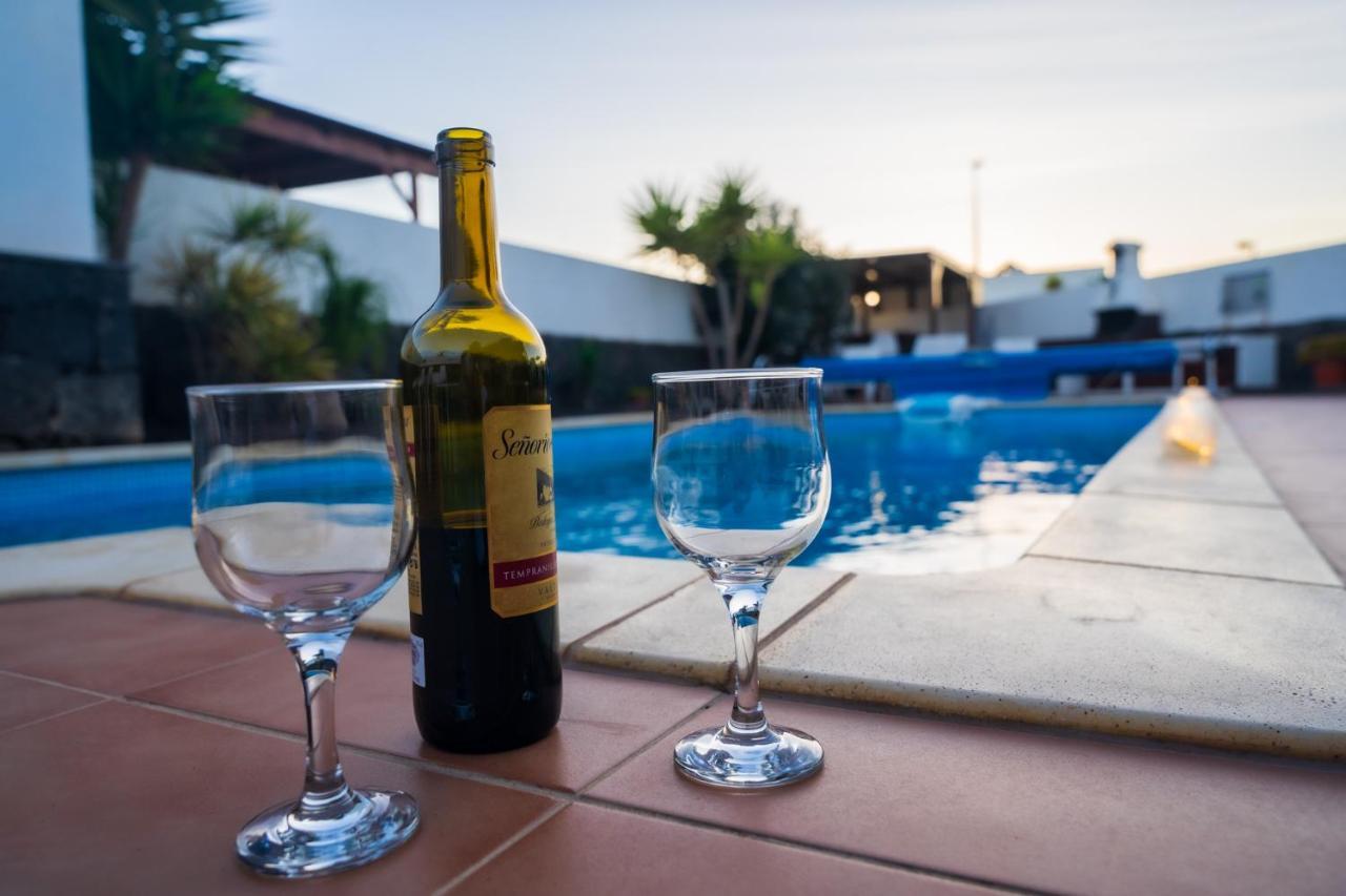 Dias Felices Villa Playa Blanca  Exteriör bild